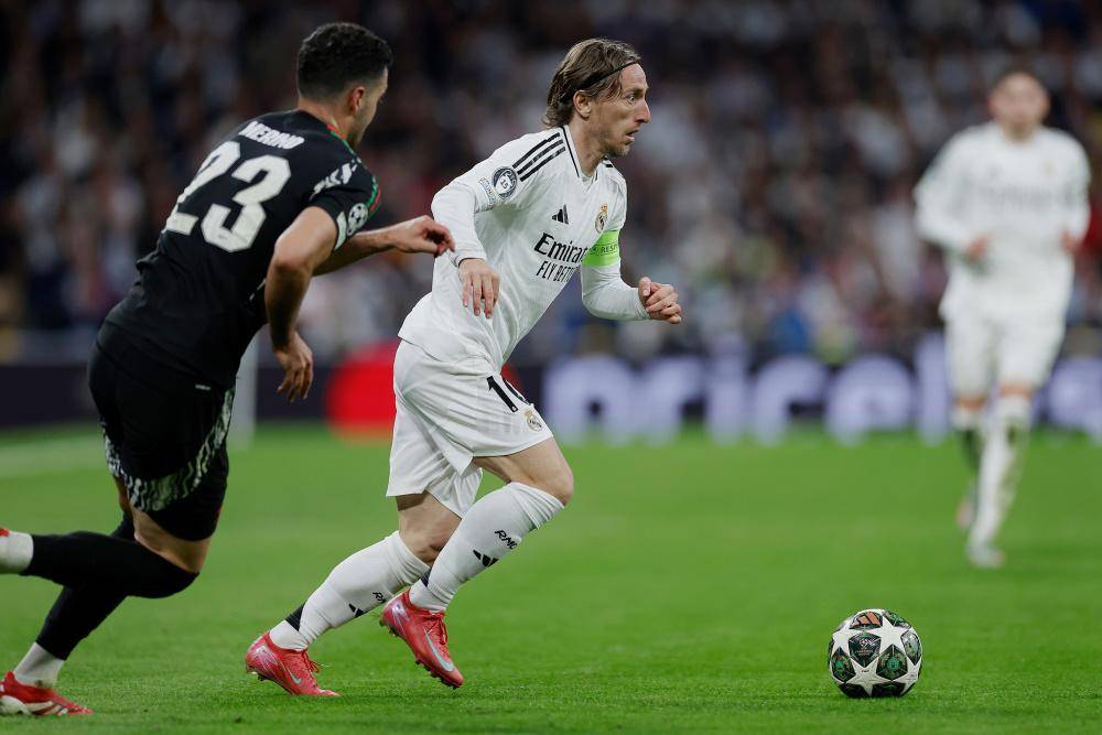 拜仁险胜波尔图，莫德里奇乌龙送礼欧冠的简单介绍