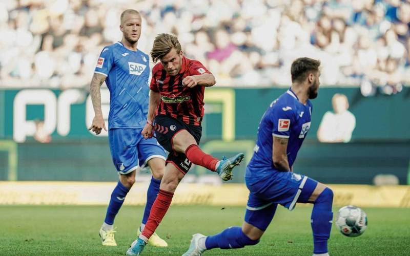 弗赖堡豪胜对手，稳固德甲中游位置的简单介绍