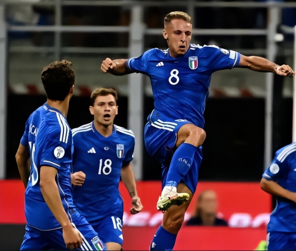 关于国米新援闪耀,助球队连胜赢得掌声的信息 关于国米新援闪耀,助球队连胜赢得掌声的信息