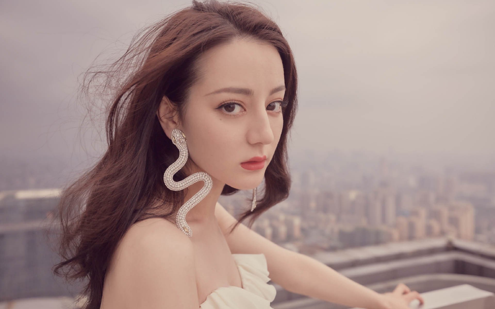 开云官网-马克西狂飙40分统治攻防，尼克斯逆转掀翻吉林队取国际邀请赛胜利